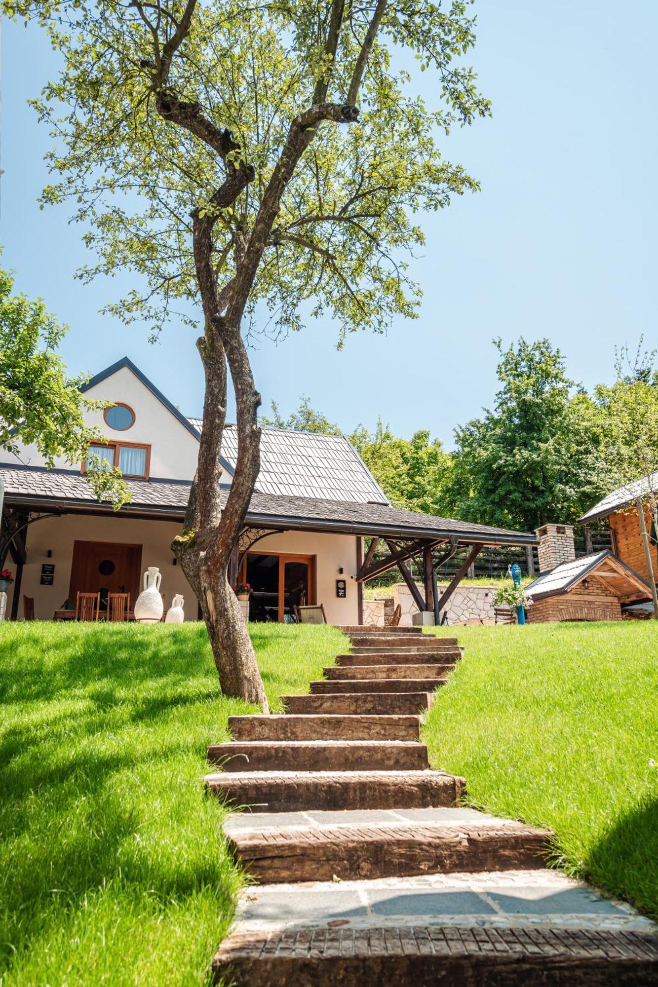 Toplik Village Resort Lukavica Dış mekan fotoğraf